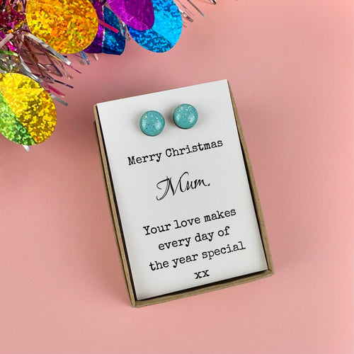 Gift Box | Merry Christmas Mum. Your love makes every day of the year special xx